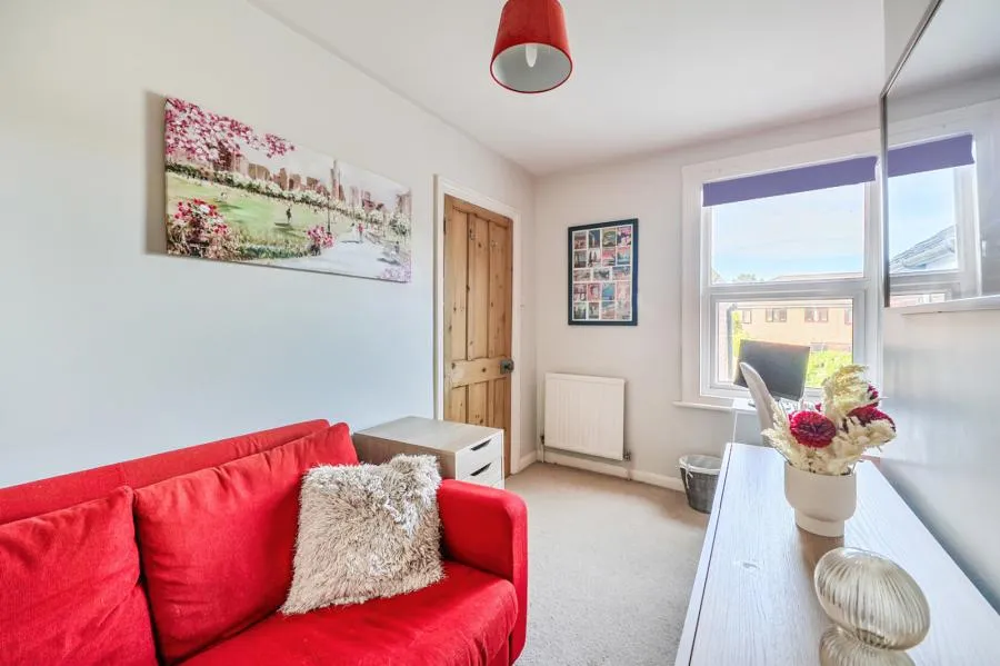St. Johns Road, Caversham, RG4, photo 9