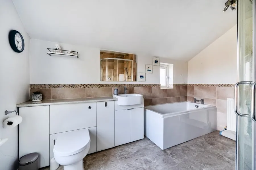 St. Johns Road, Caversham, RG4, photo 19