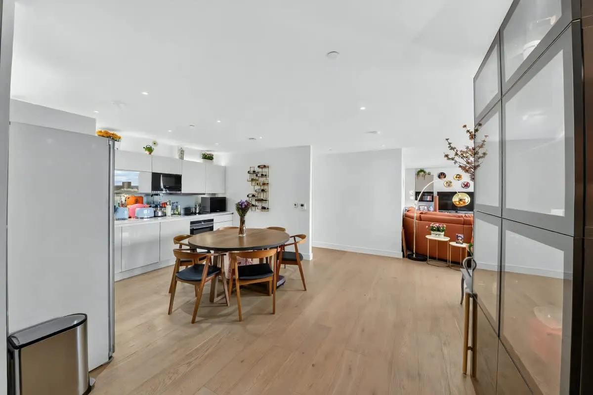 East Ferry Road, London, E14, photo 8
