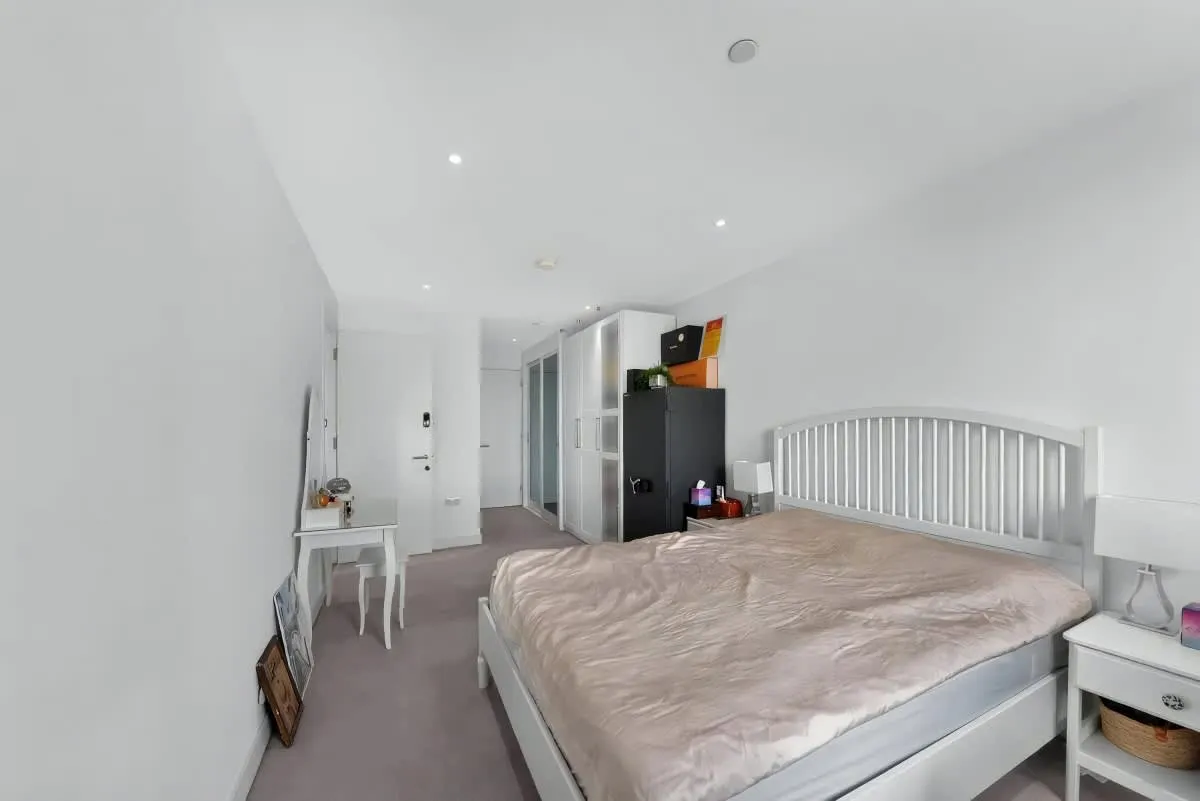 East Ferry Road, London, E14, photo 17