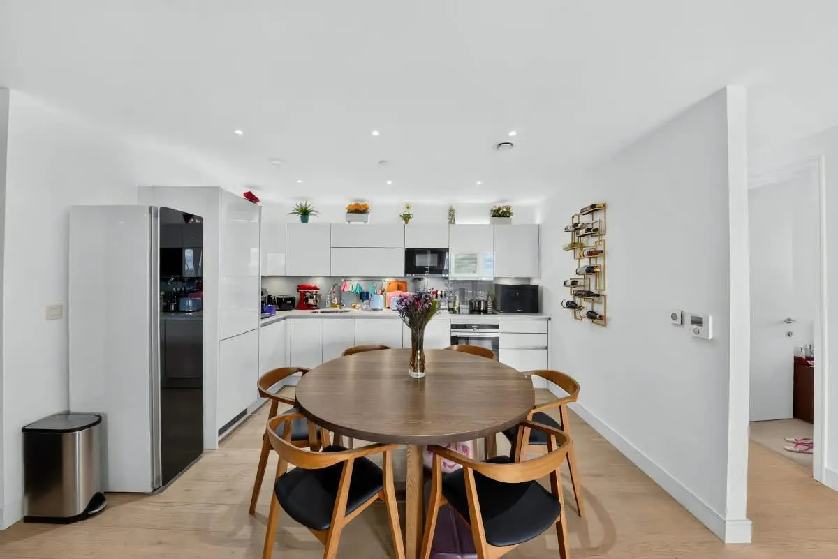 East Ferry Road, London, E14, photo 2