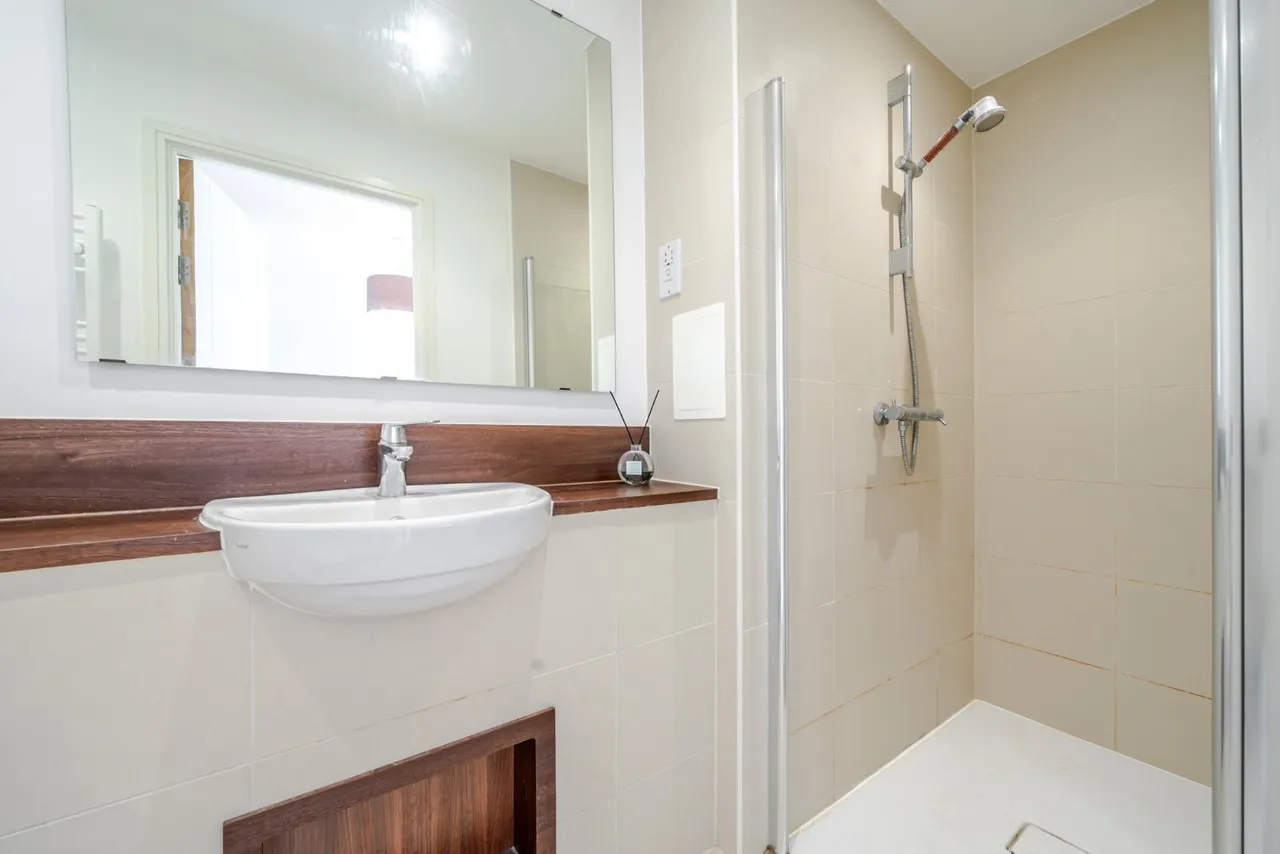 Blondin Way, London, SE16, photo 7