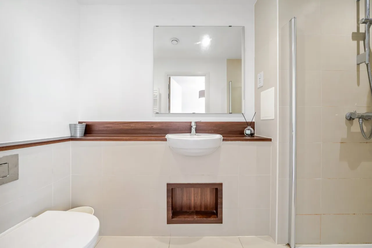 Blondin Way, London, SE16, photo 10