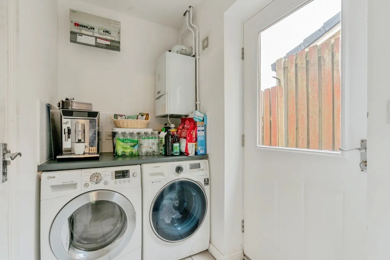 Pinewood Drive, Nelson, Lancashire, BB9, photo 28
