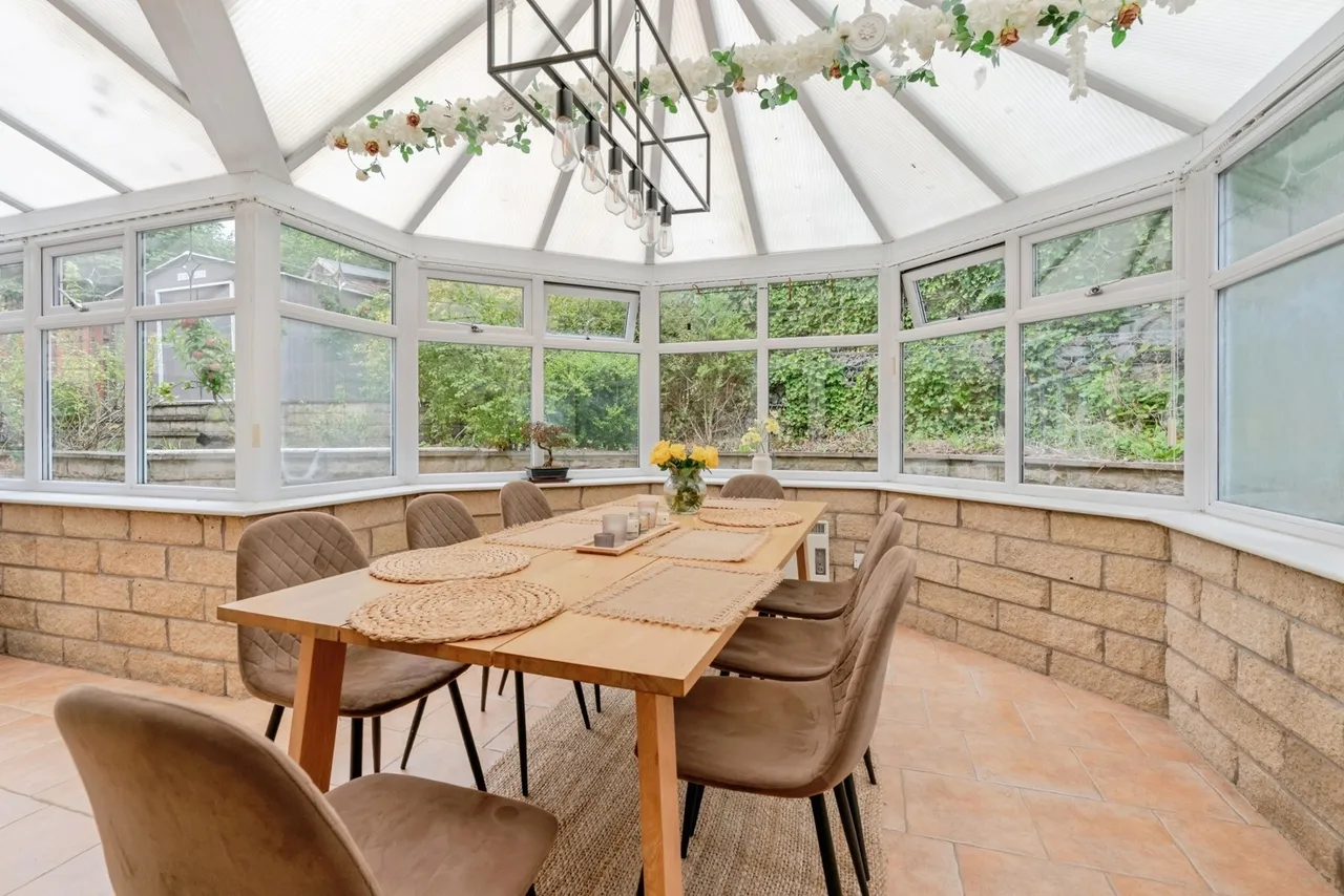 Pinewood Drive, Nelson, Lancashire, BB9, photo 9