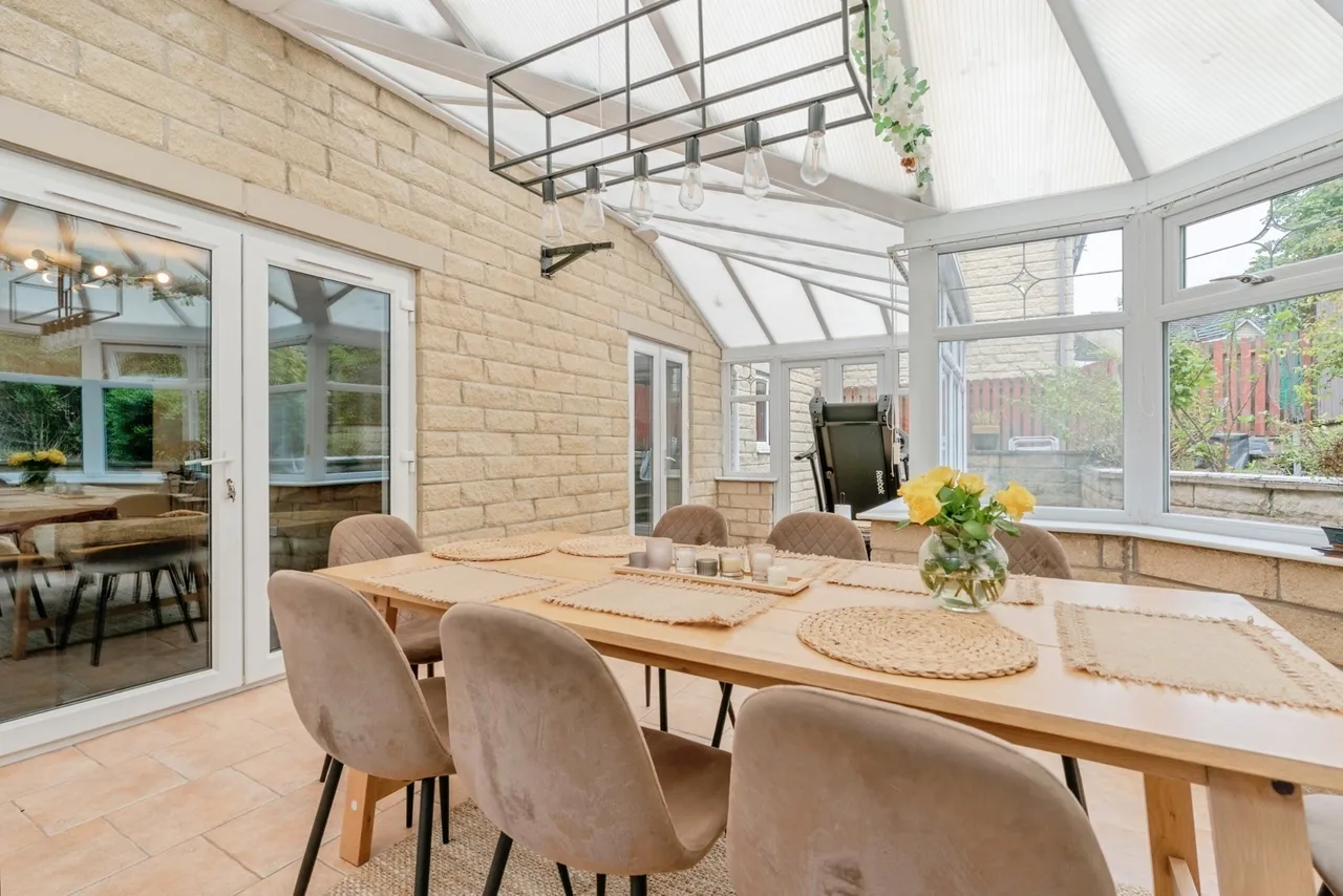 Pinewood Drive, Nelson, Lancashire, BB9, photo 4