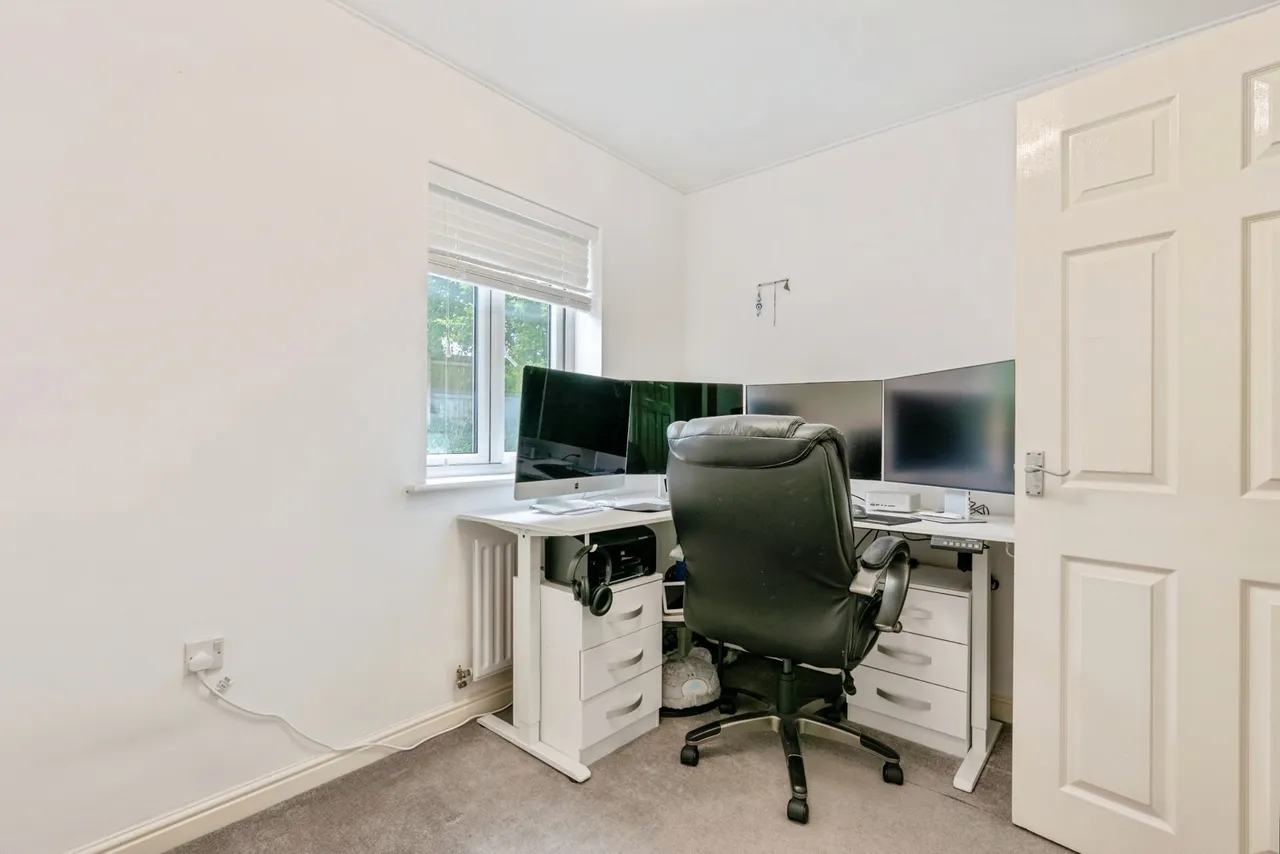 Pinewood Drive, Nelson, Lancashire, BB9, photo 24