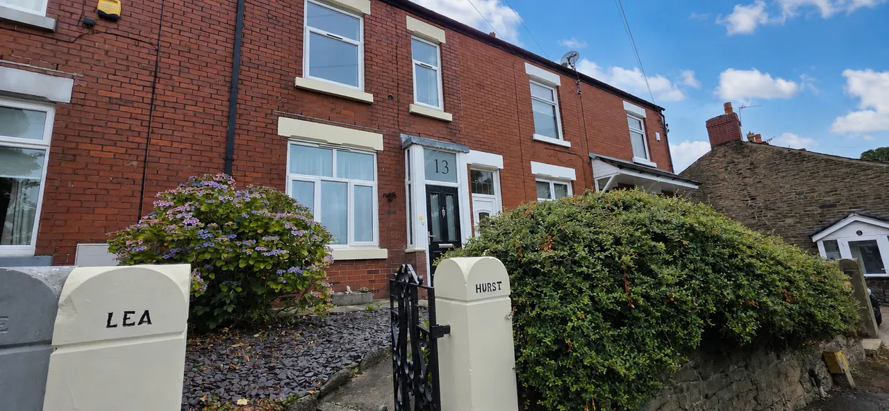 2 bed house for sale, The Green, Marple, SK6