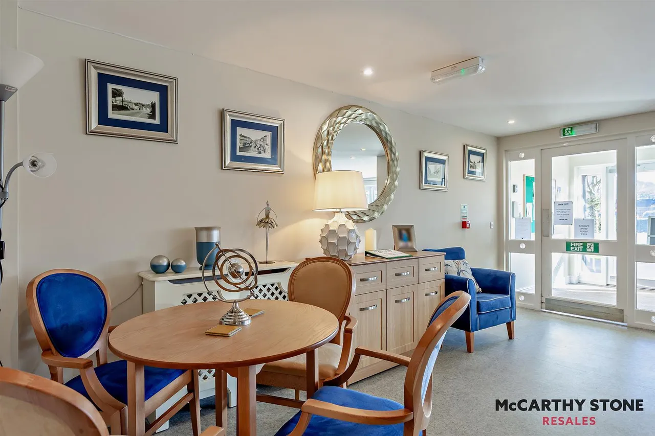 George Street, Warminster, BA12, photo 11