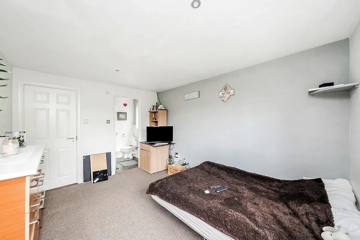 Chingford Mount Road, Chingford, E4 9BS, photo 37