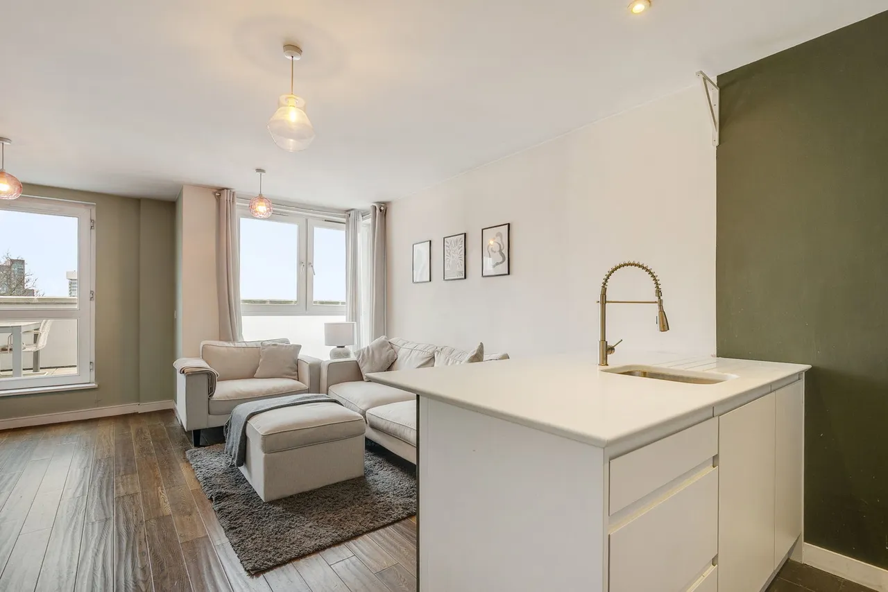Osiers Road, London, SW18, photo 2
