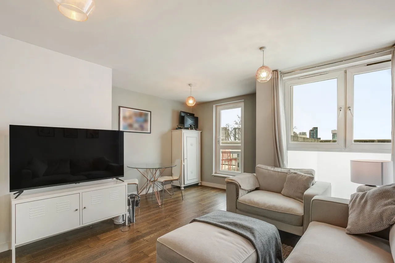 Osiers Road, London, SW18, photo 7