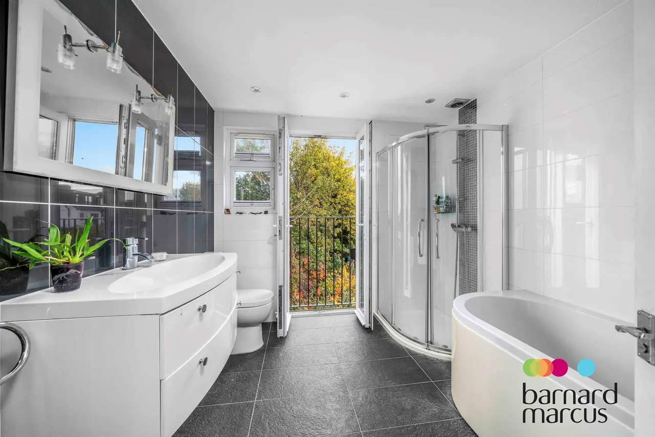 Waterfall Road, London, N11, photo 15