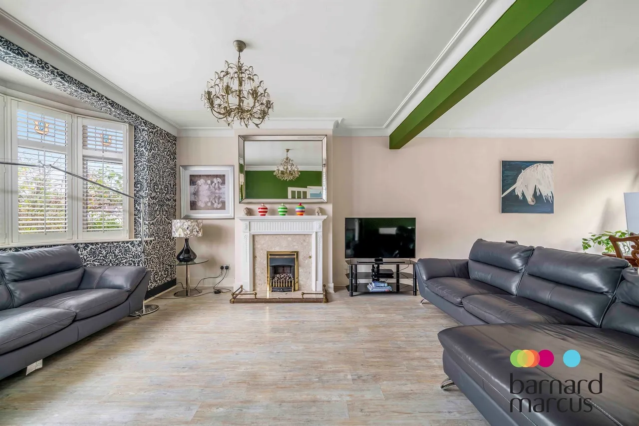 Waterfall Road, London, N11, photo 11