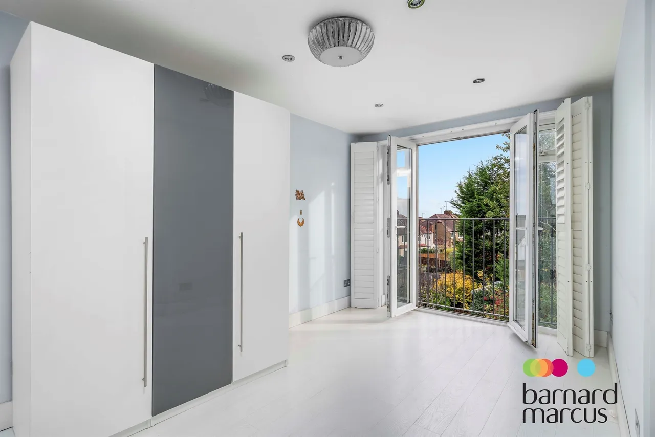 Waterfall Road, London, N11, photo 16