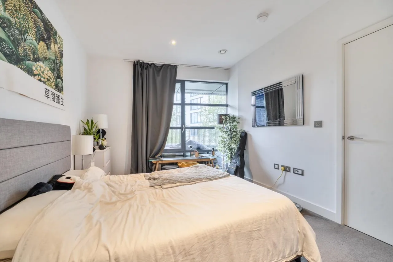 Lookout Lane, London, E14, photo 12