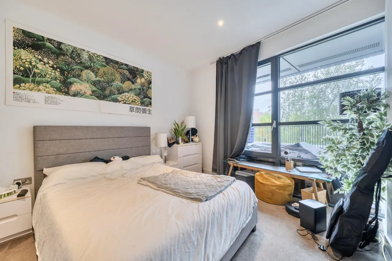 Lookout Lane, London, E14, photo 11