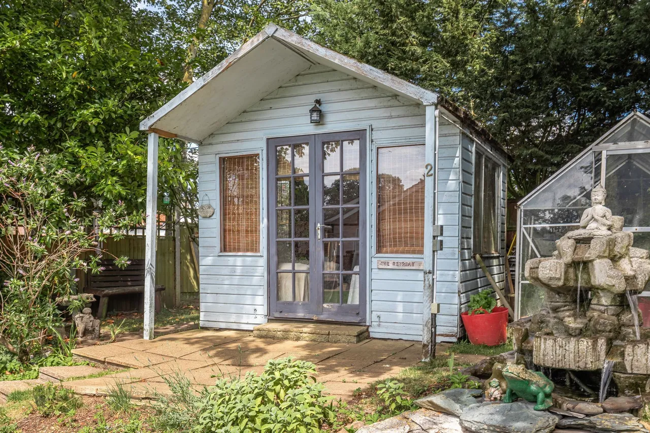 Charming Bungalow in Idyllic Ashill, photo 9