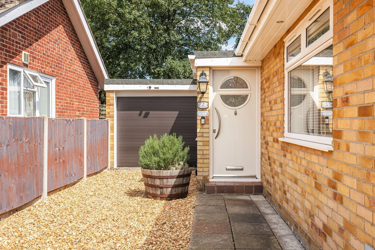 Charming Bungalow in Idyllic Ashill, photo 8