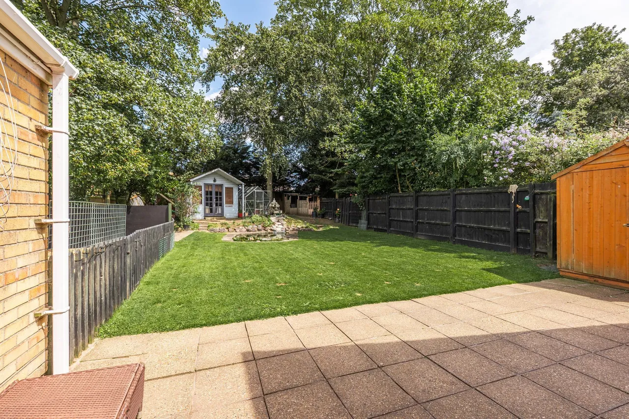 Charming Bungalow in Idyllic Ashill, photo 12