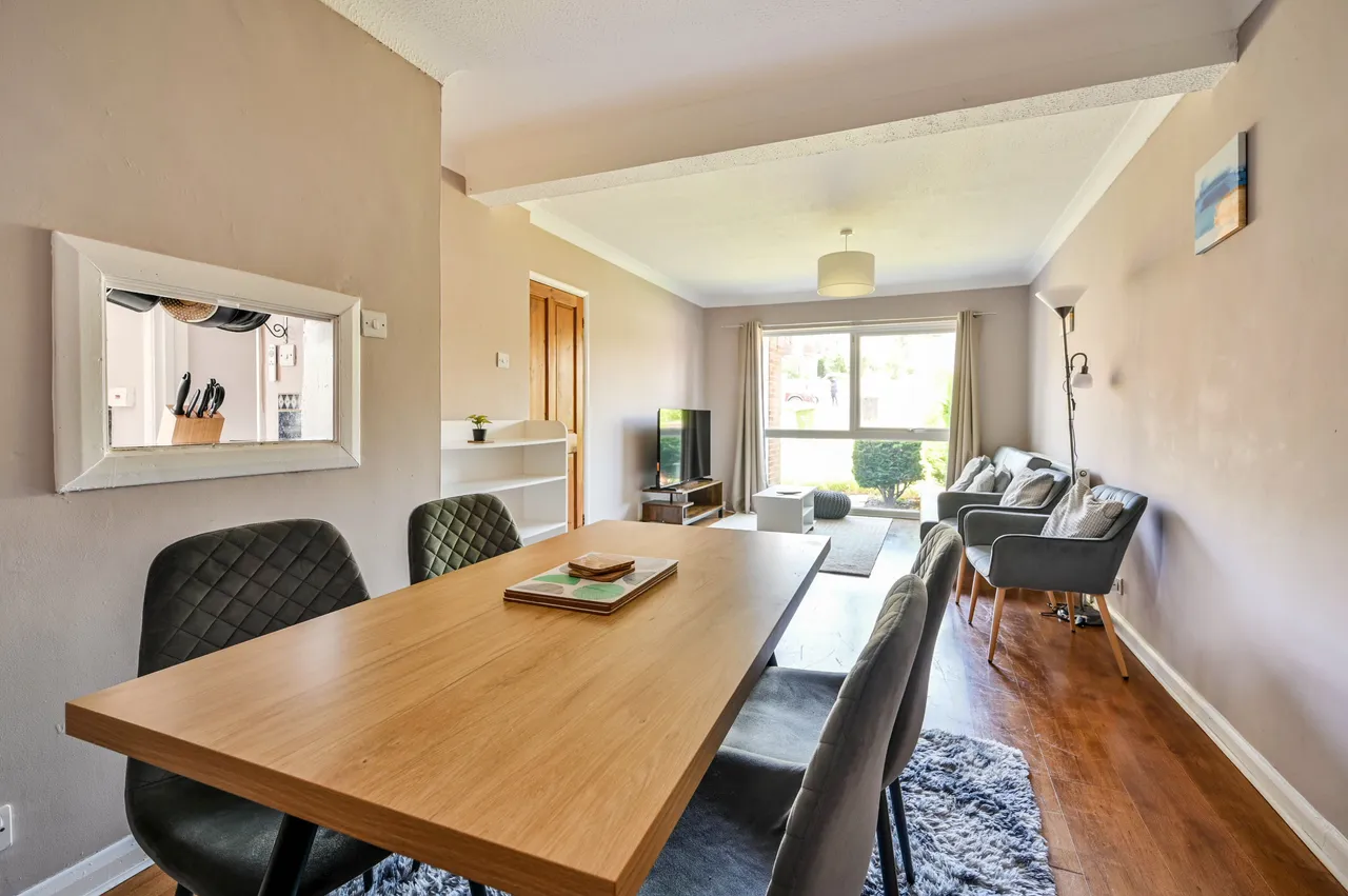 6 Ferndale, Guildford, photo 4