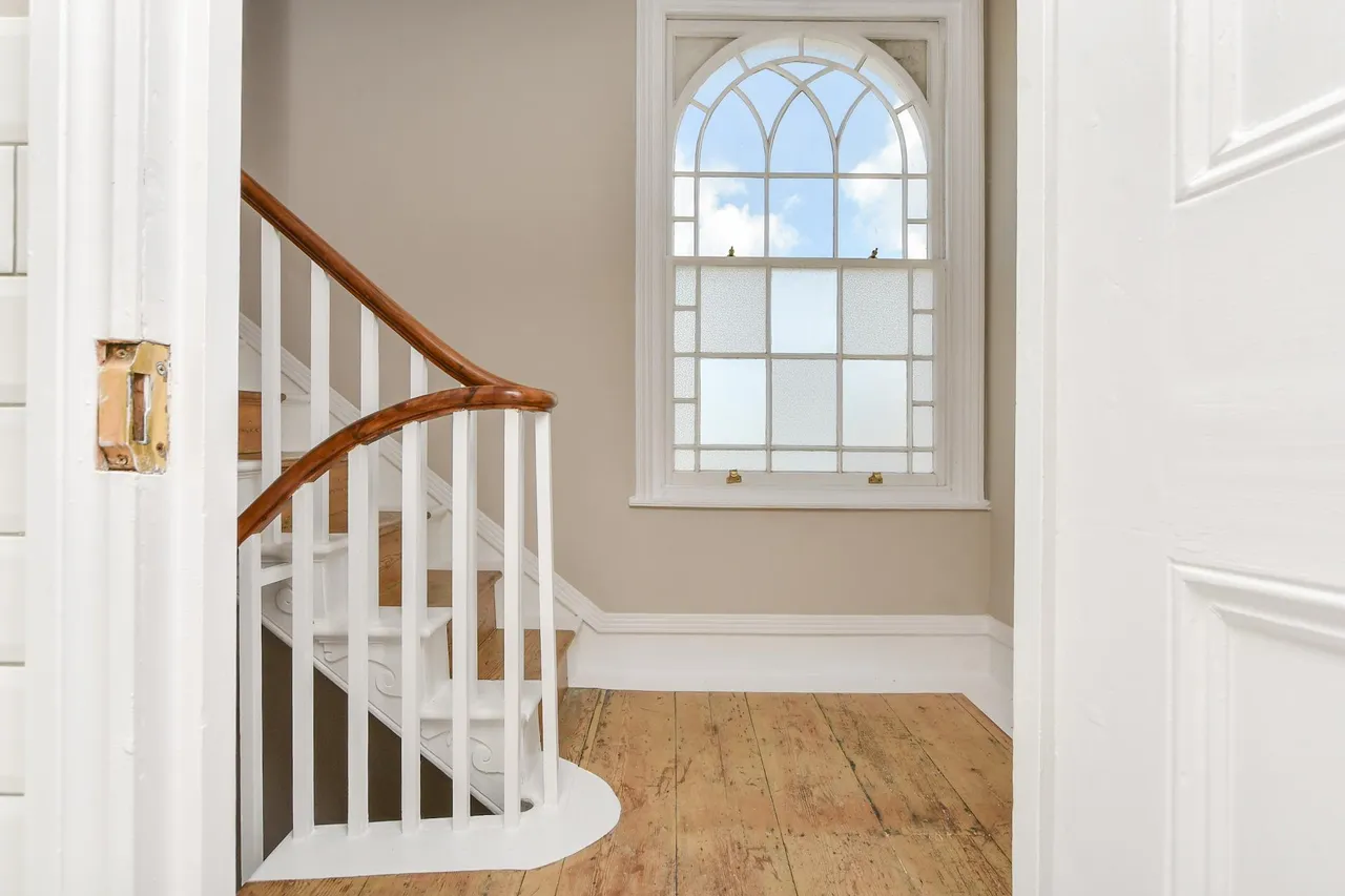 Spencer Square, Ramsgate, CT11, photo 8