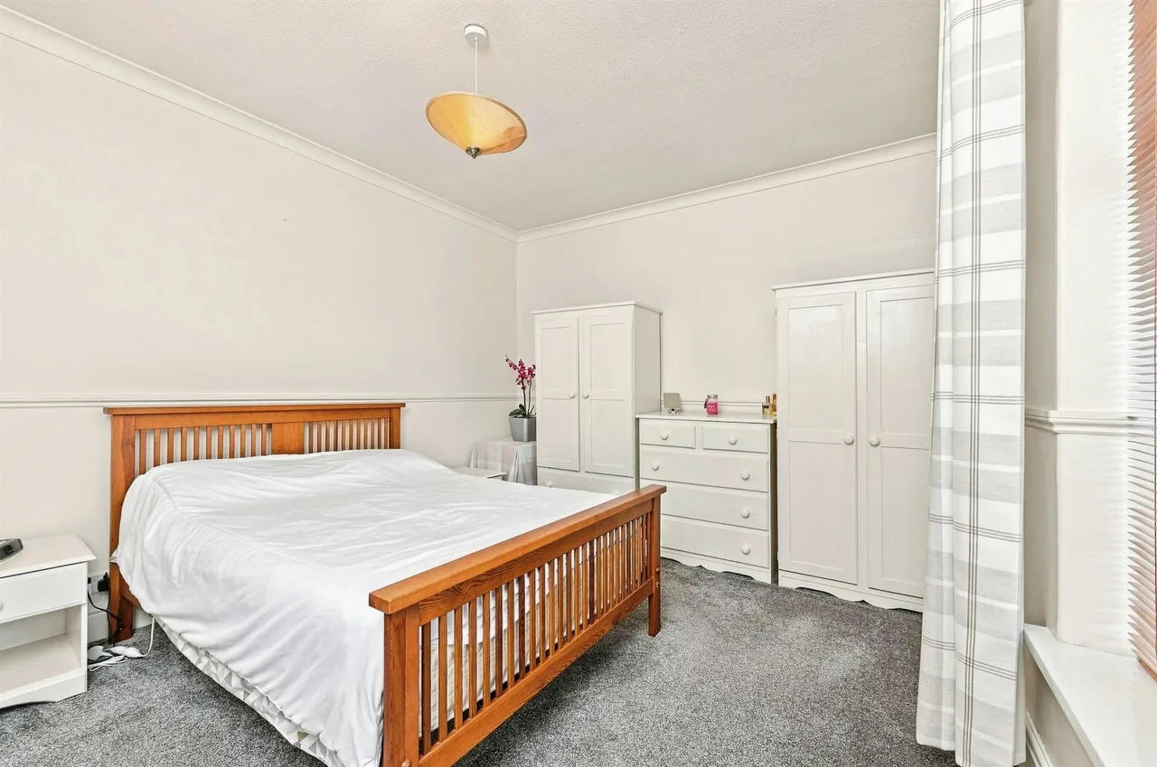 Heatherfield Road, Marsh, Huddersfield, photo 10