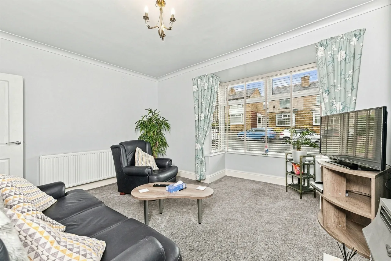 Heatherfield Road, Marsh, Huddersfield, photo 3