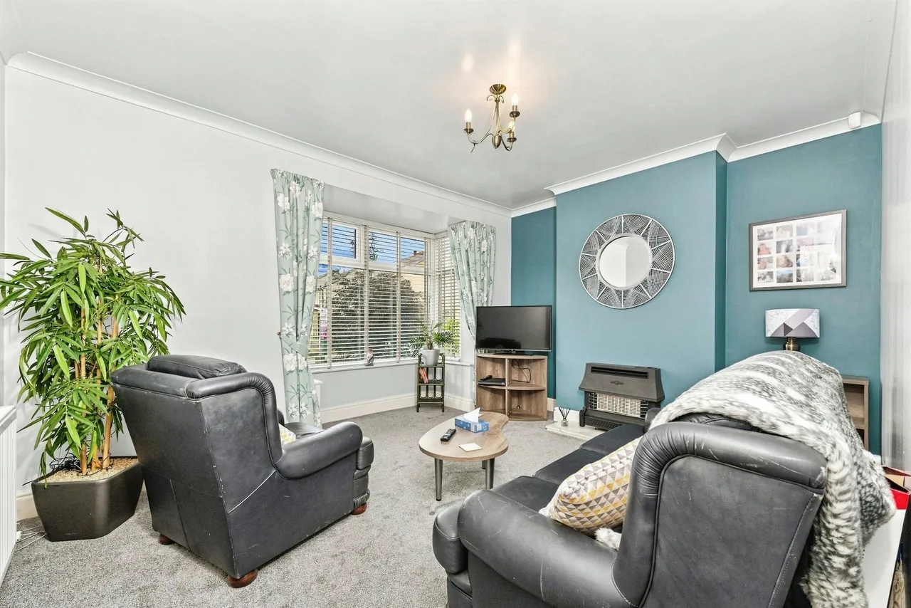 Heatherfield Road, Marsh, Huddersfield, photo 2
