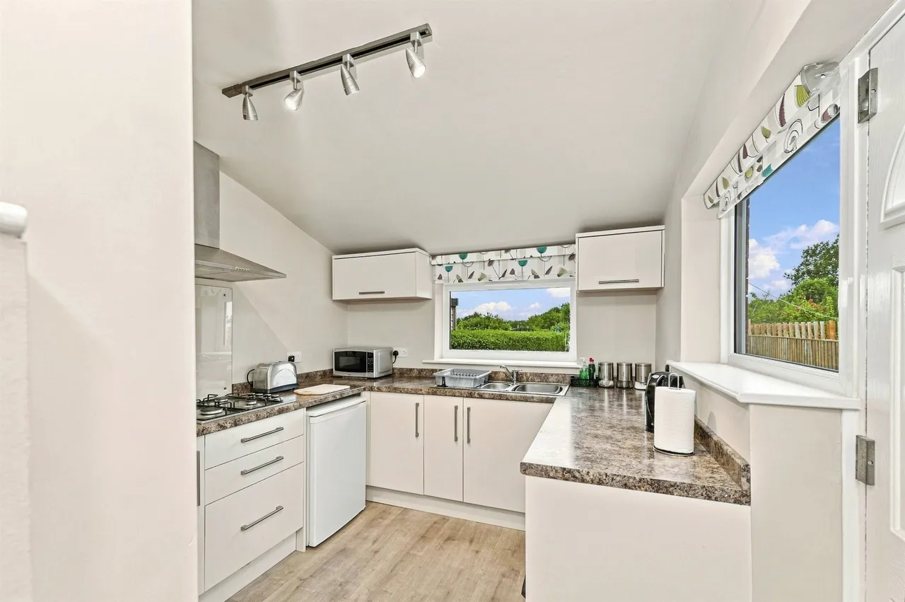 Heatherfield Road, Marsh, Huddersfield, photo 8