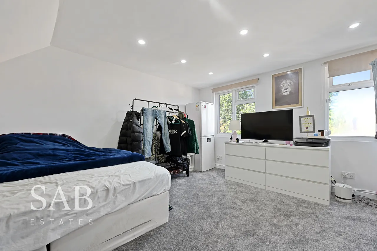 Millet Road, Greenford, UB6, photo 8