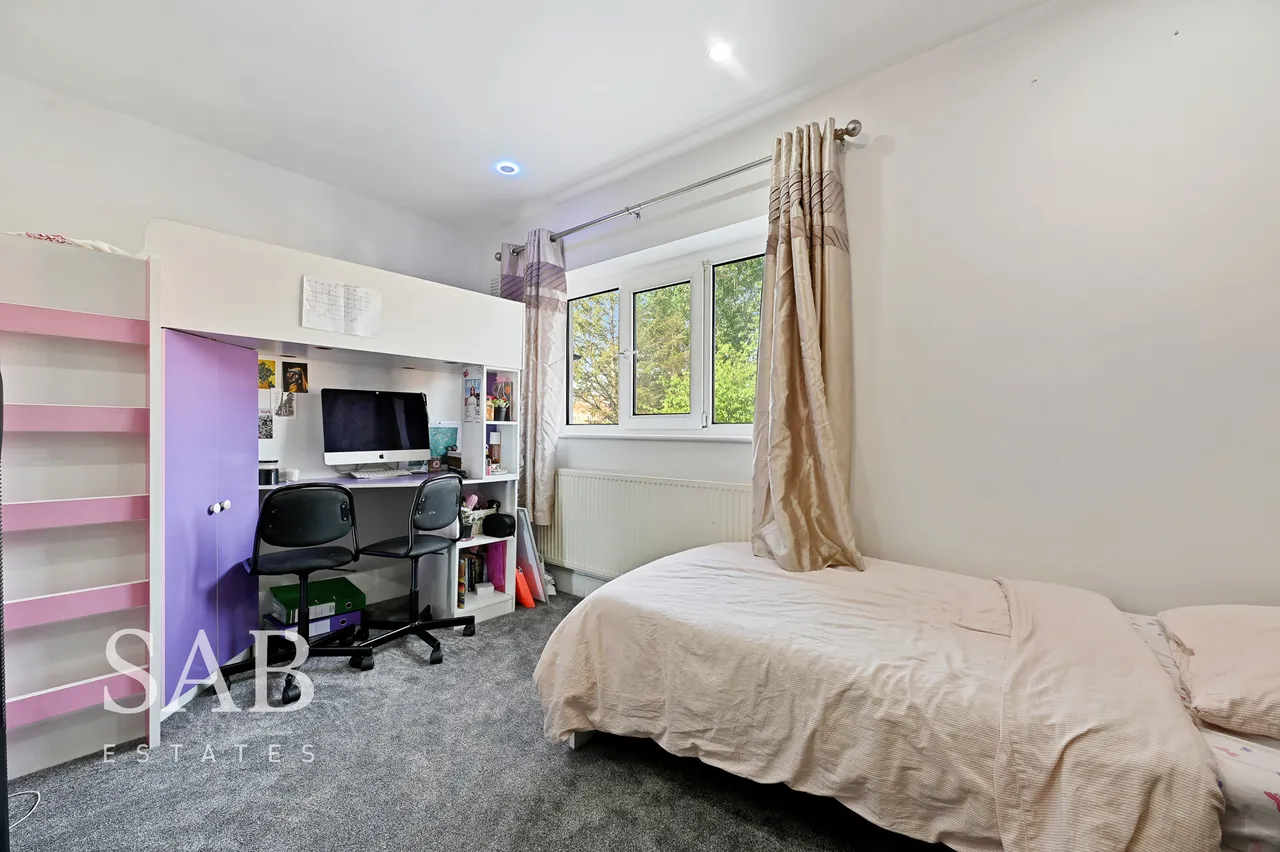 Millet Road, Greenford, UB6, photo 10