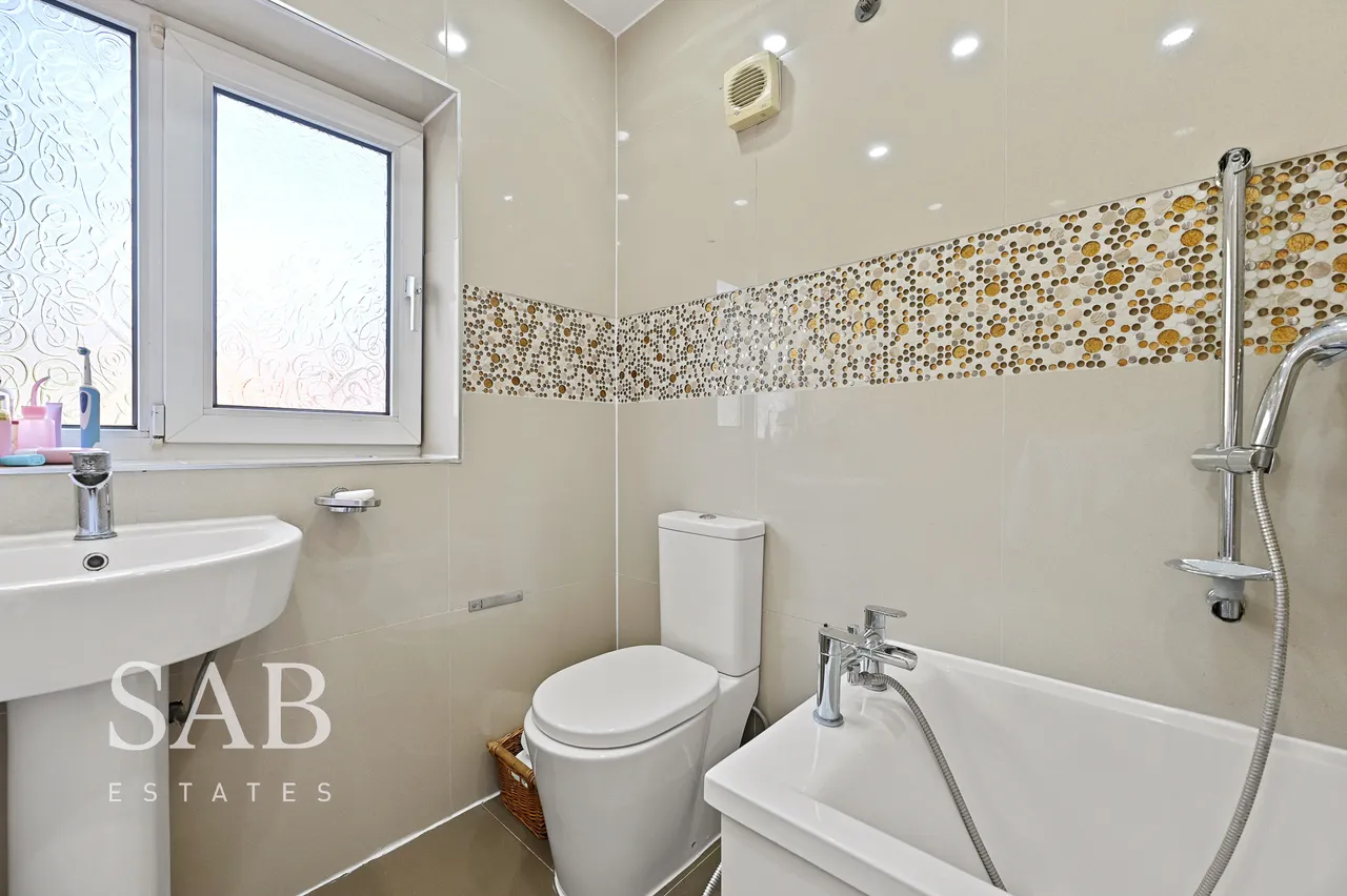 Millet Road, Greenford, UB6, photo 9