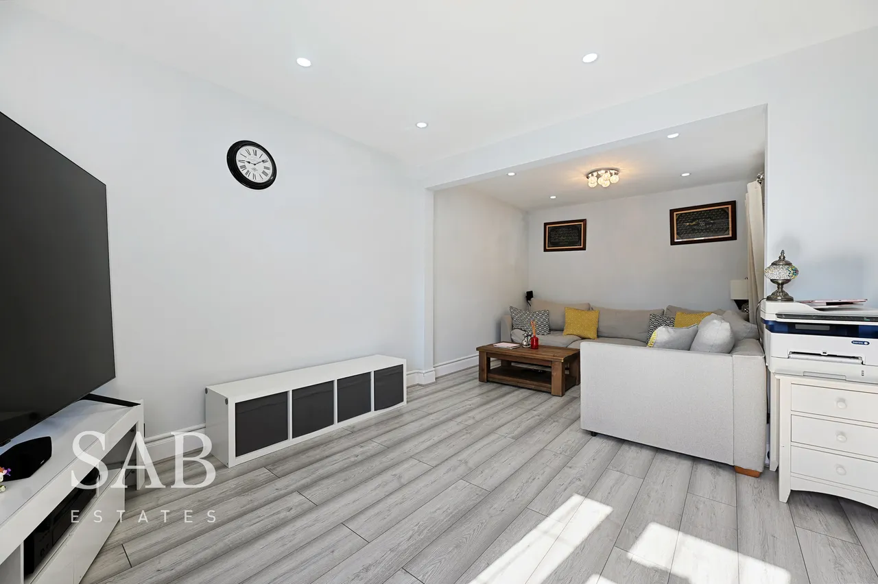 Millet Road, Greenford, UB6, photo 5