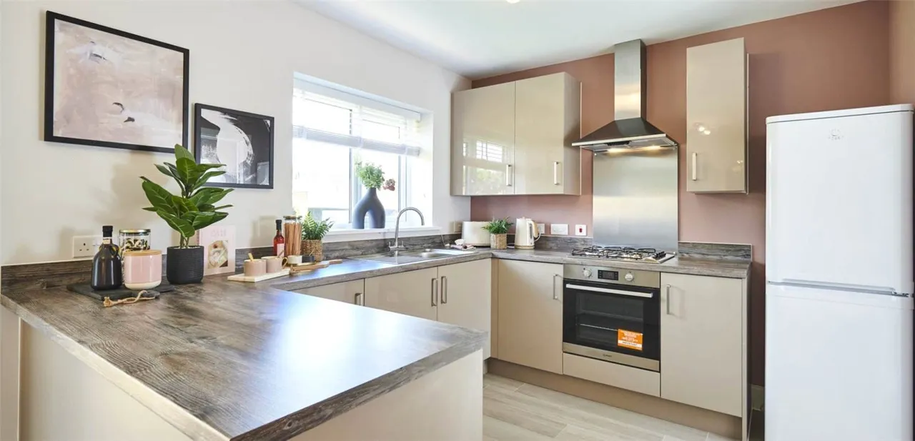 Glan Llyn, Newport, Gwent, NP19, photo 2