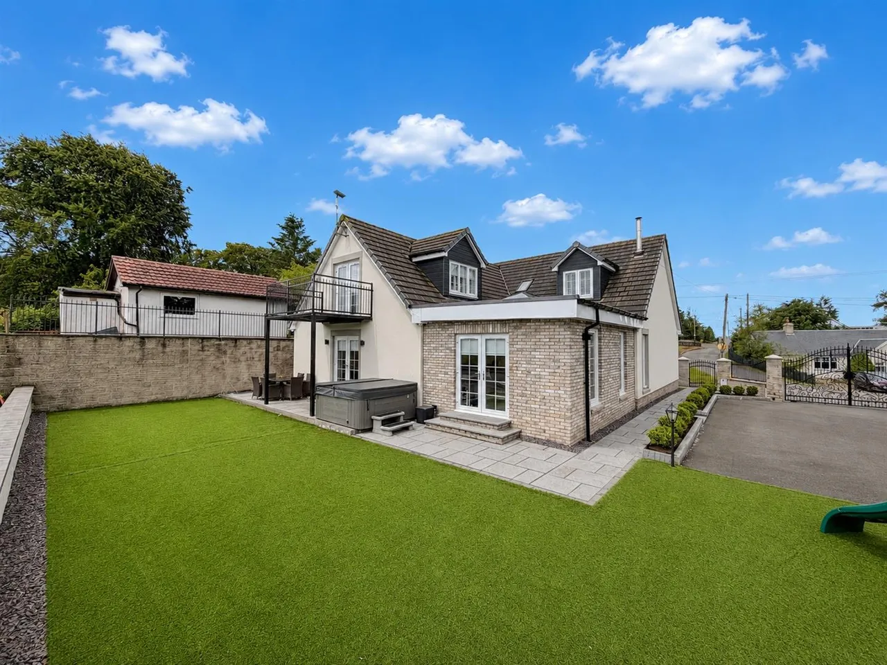 Yieldshields, Carluke, Lanarkshire, ML8 4QB, photo 33