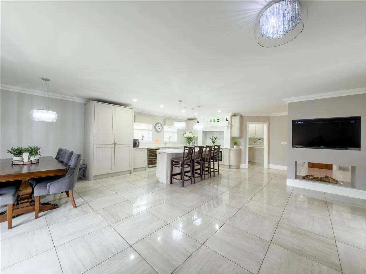 Yieldshields, Carluke, Lanarkshire, ML8 4QB, photo 5