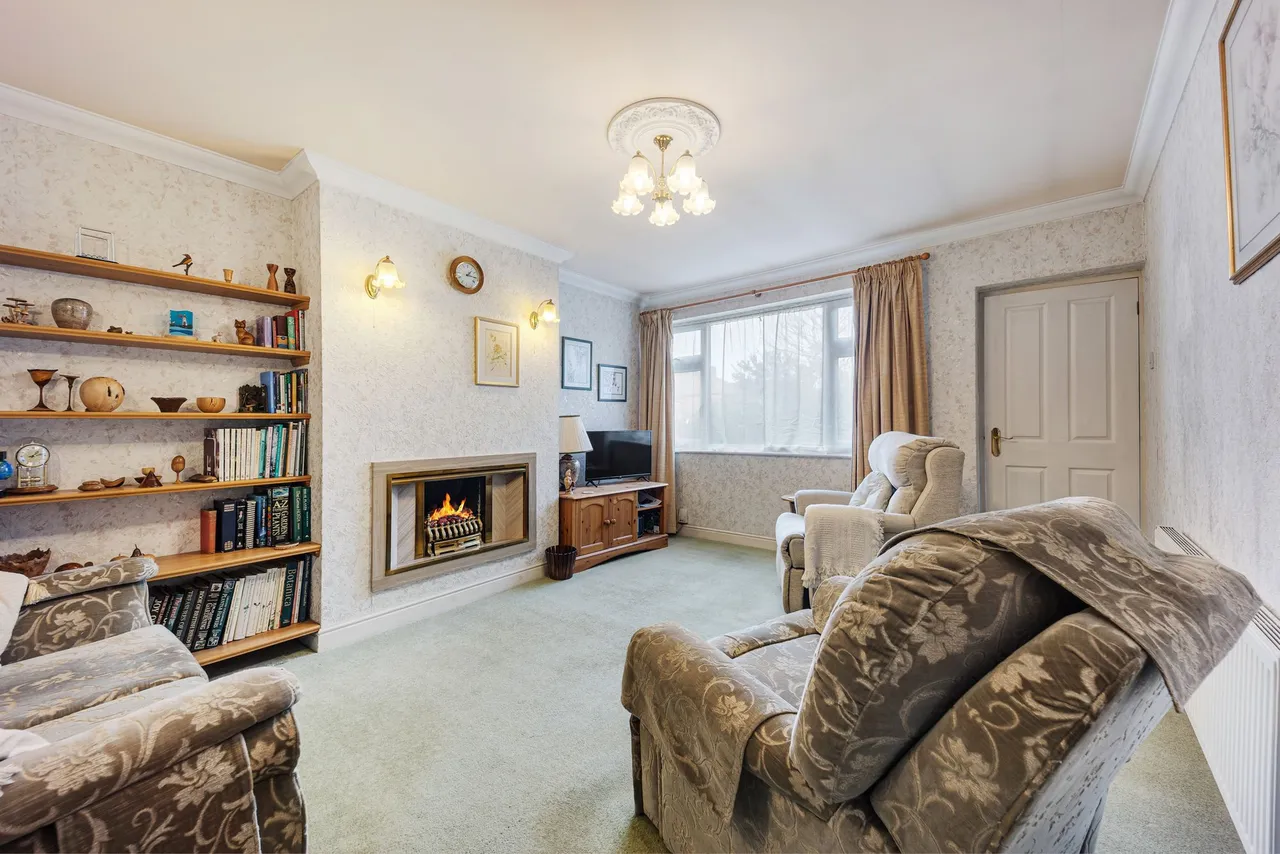 Burnham Grove, Wigan, Wigan, WN2 1AG, photo 2