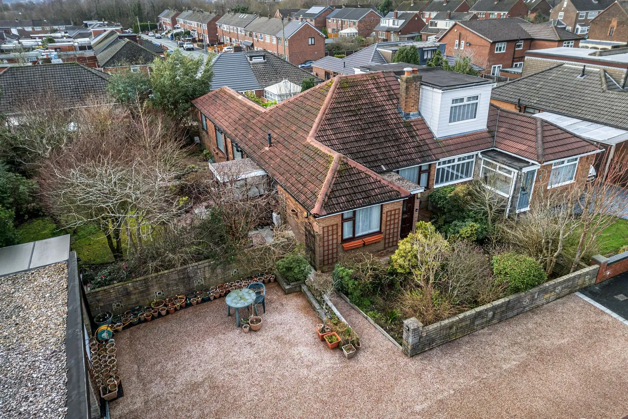 Burnham Grove, Wigan, Wigan, WN2 1AG, photo 5