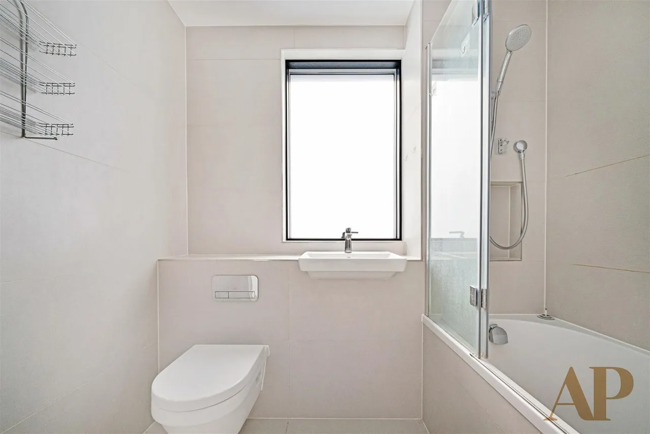 Patcham Terrace, London SW8 4EY, photo 13
