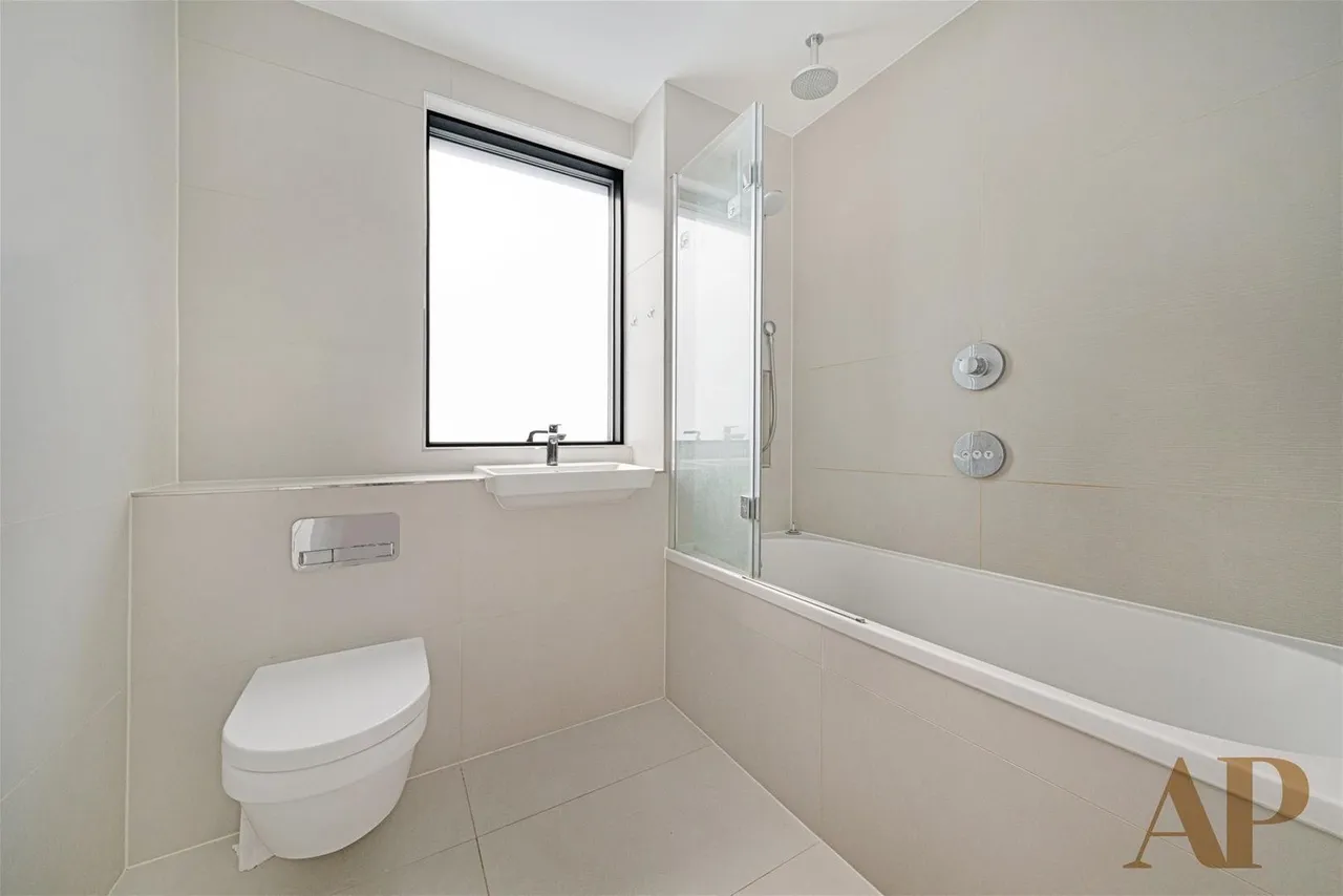 Patcham Terrace, London SW8 4EY, photo 11