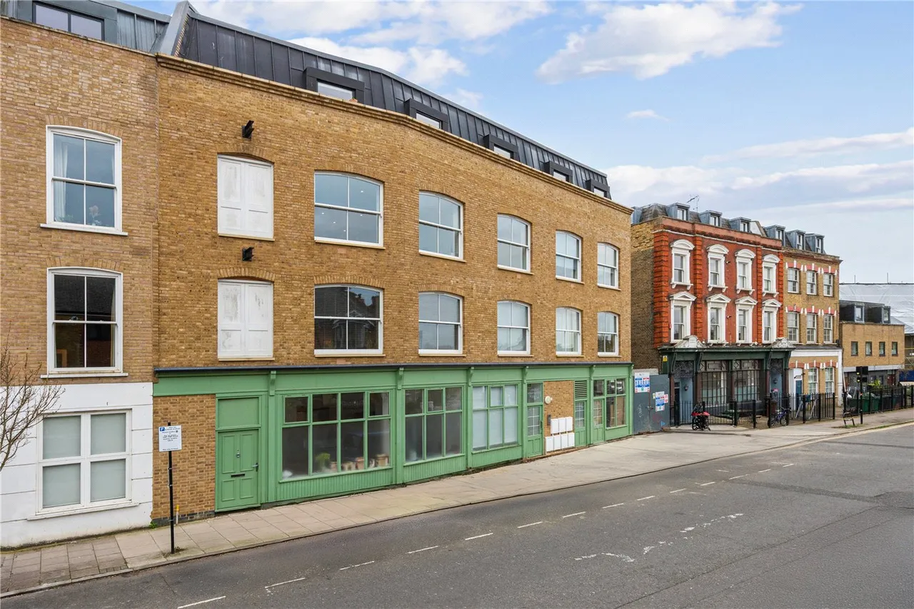 1 bed flat for sale, Stamford Road, London, N1