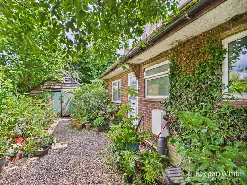 Headland Close, Great Missenden HP16 9AP, photo 2