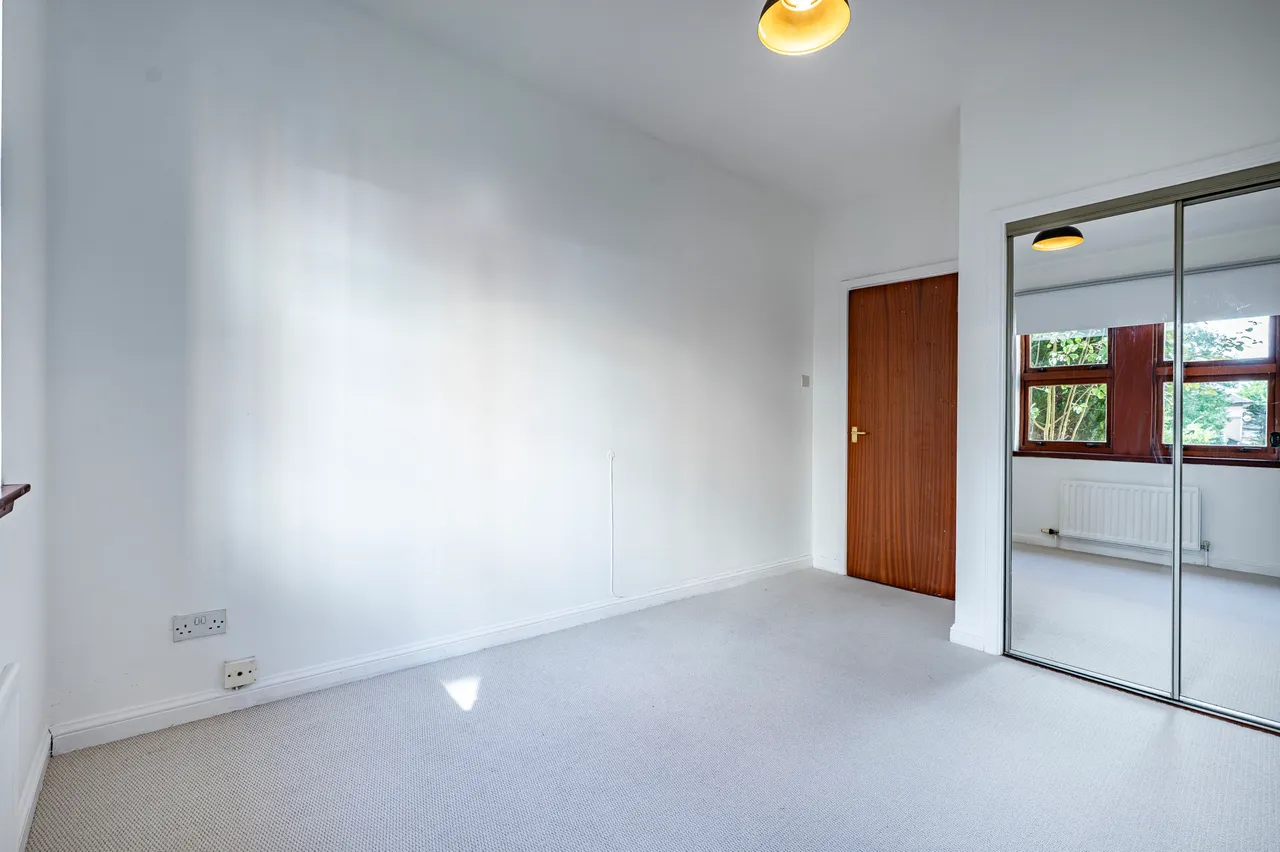 St. Ninian Terrace, Glasgow, G5, photo 13