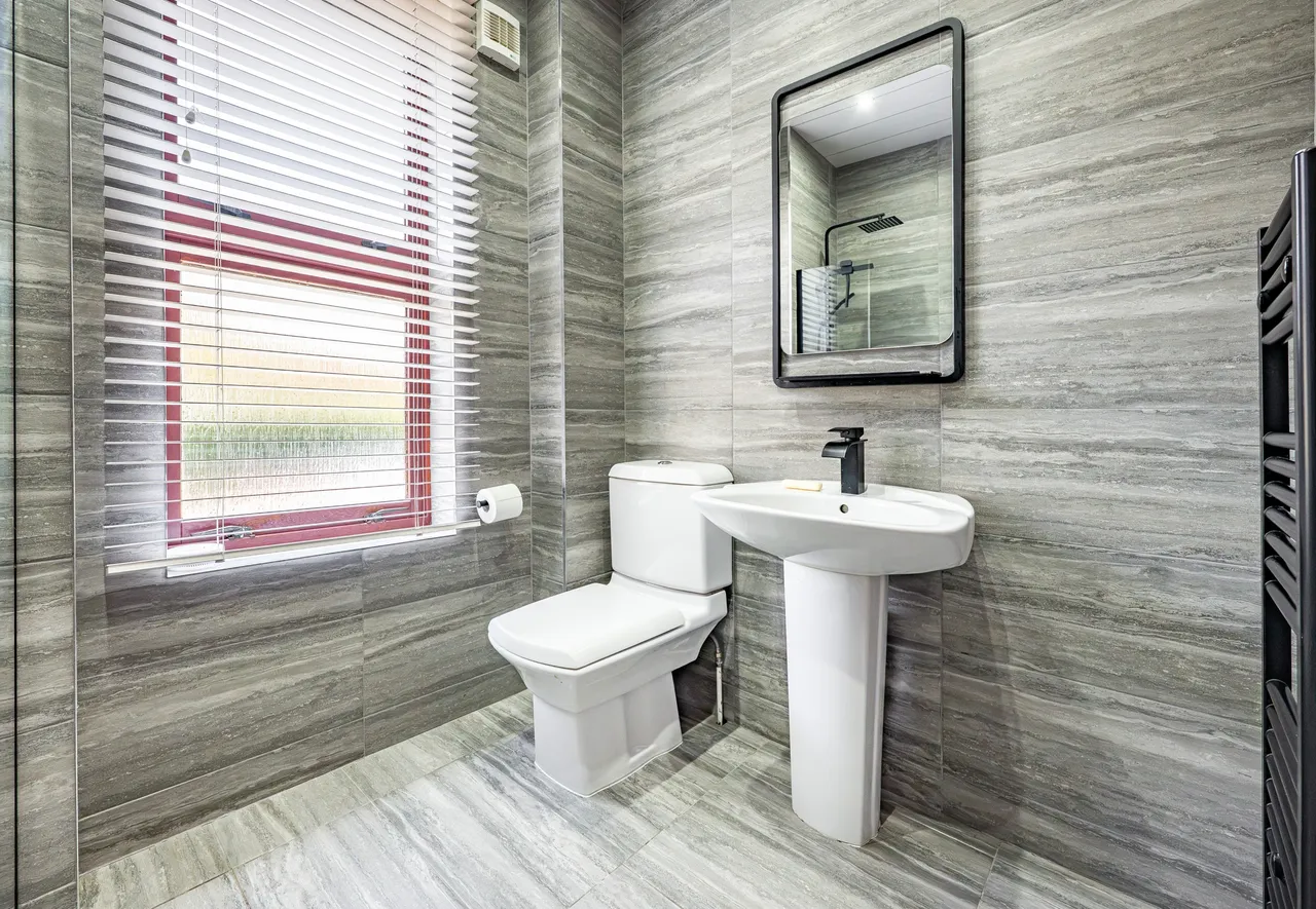 St. Ninian Terrace, Glasgow, G5, photo 14