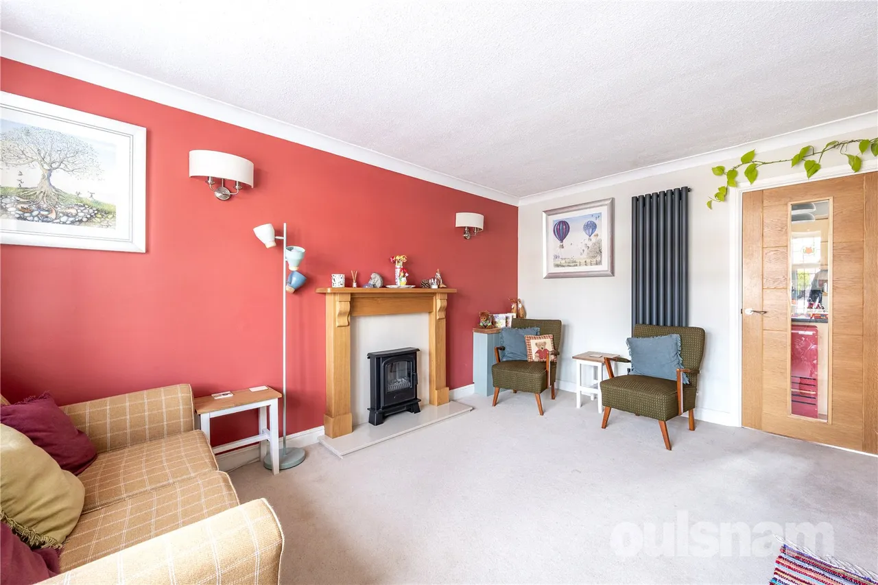 Flaxley Close, Winyates Green, Redditch, B98 0QS, photo 2