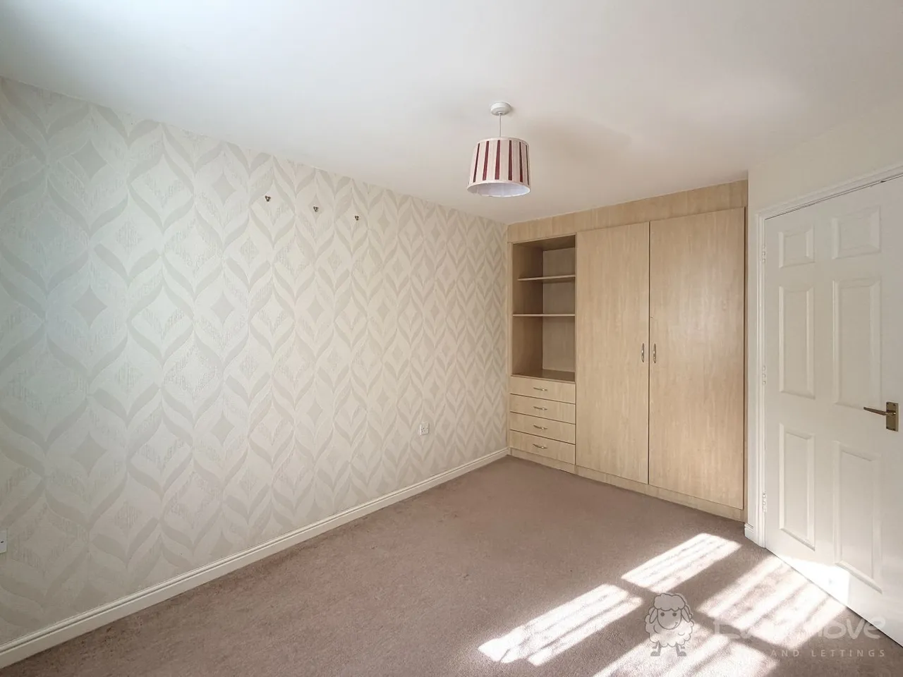 Lion Court, Worcester, WR1, photo 10