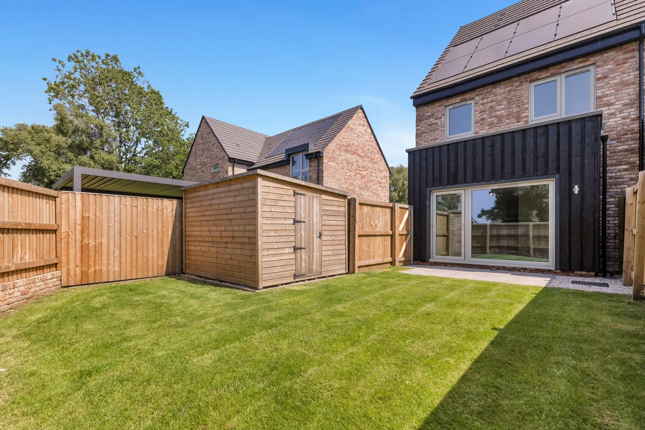 Danner Lane, Horwich, BL6, photo 12