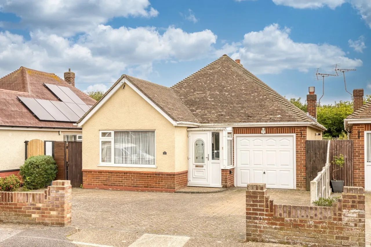 2 bed house for sale, Freda Close, Broadstairs, CT10