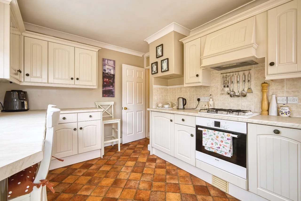 Freda Close, Broadstairs, CT10, photo 6